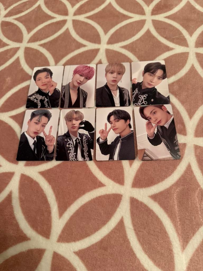 Ateez The Fellowship Beginning of the End Tour VIP pc set, Ophalen of Verzenden, Zo goed als nieuw, Foto of Kaart
