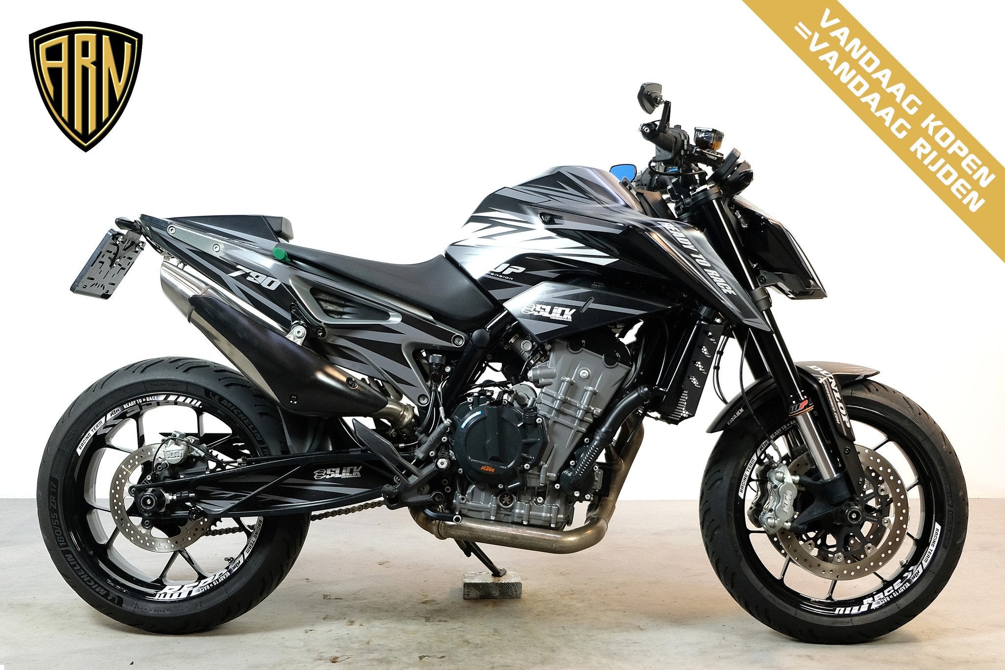 KTM 790 DUKE L (bj 2019), Motoren, Motoren | KTM, Bedrijf, Handvatverwarming, 799 cc, 12 t/m 35 kW