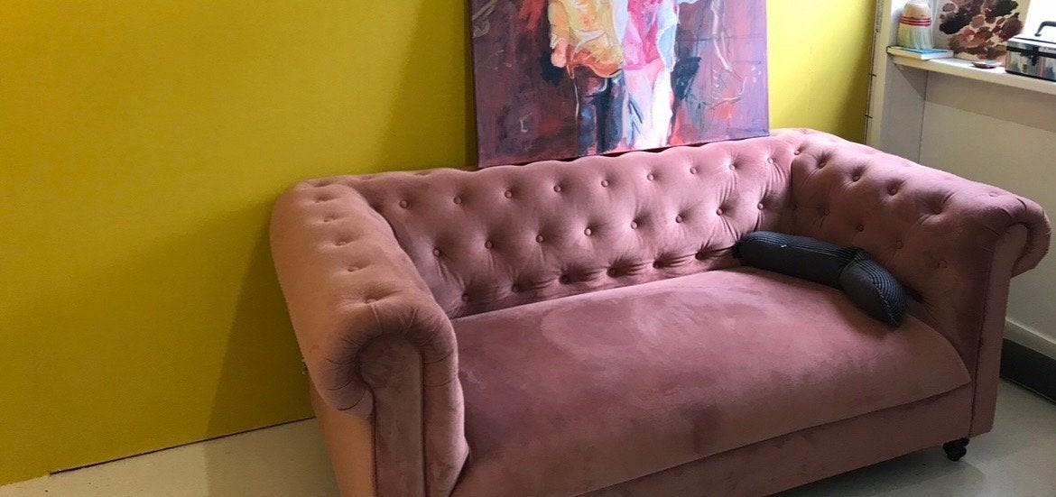Roze fluwelen  bank - 2-zits, Huis en Inrichting, Ophalen, Gebruikt, 150 tot 200 cm, Chesterfield
