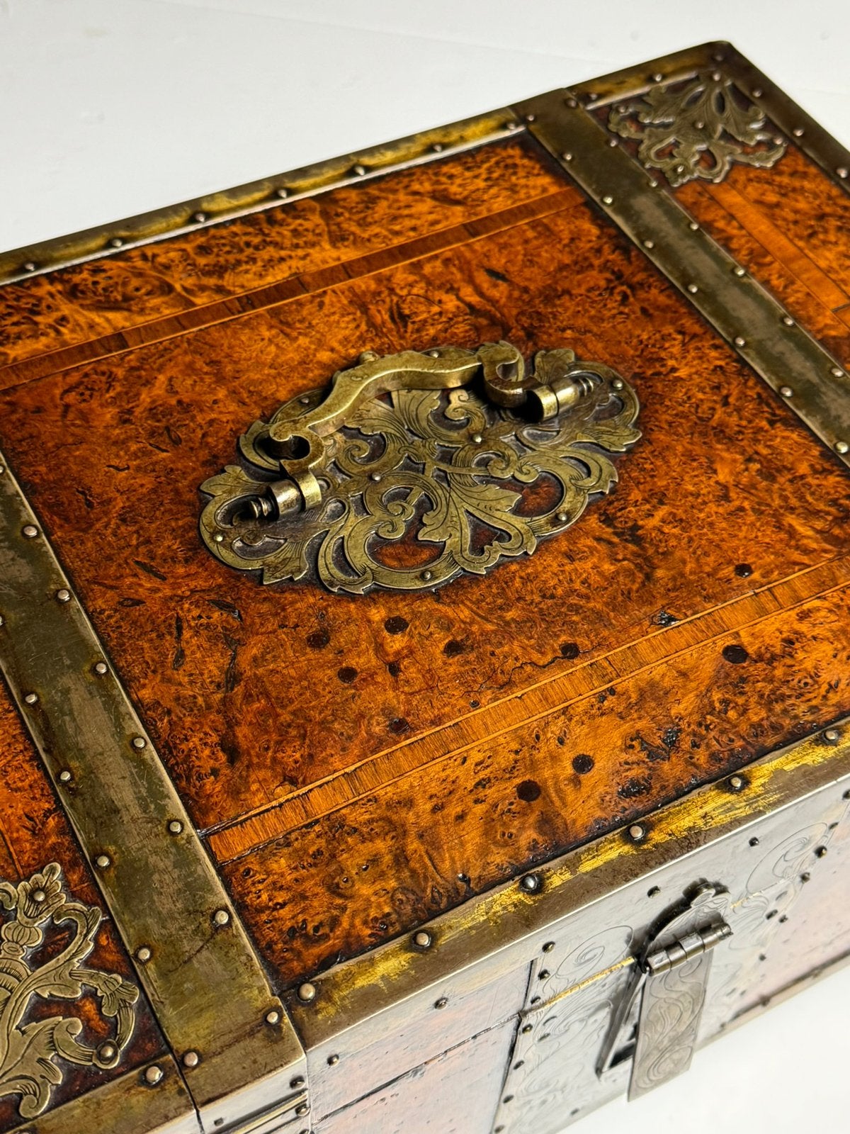 Engelse kist strongbox ca. 1700, Ophalen, Gebruikt, Minder dan 50 cm