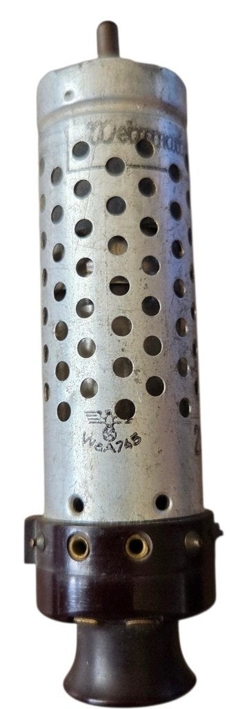 a wehrmacht RV2P800 tube, Ophalen of Verzenden, Duitsland