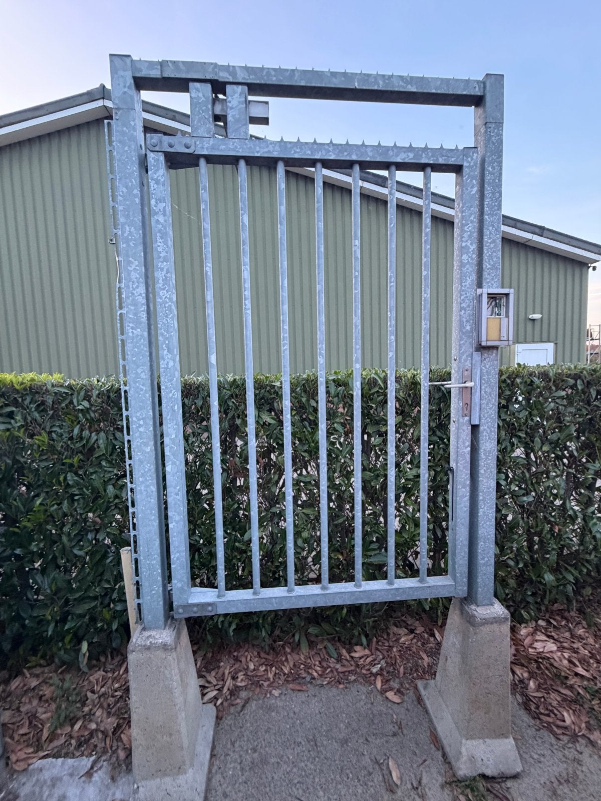 Grijze Poort - 225cm hoog, 152cm breed, Tuin en Terras, Tuinpoorten, Ophalen, Gebruikt, 200 cm of meer, 150 tot 200 cm