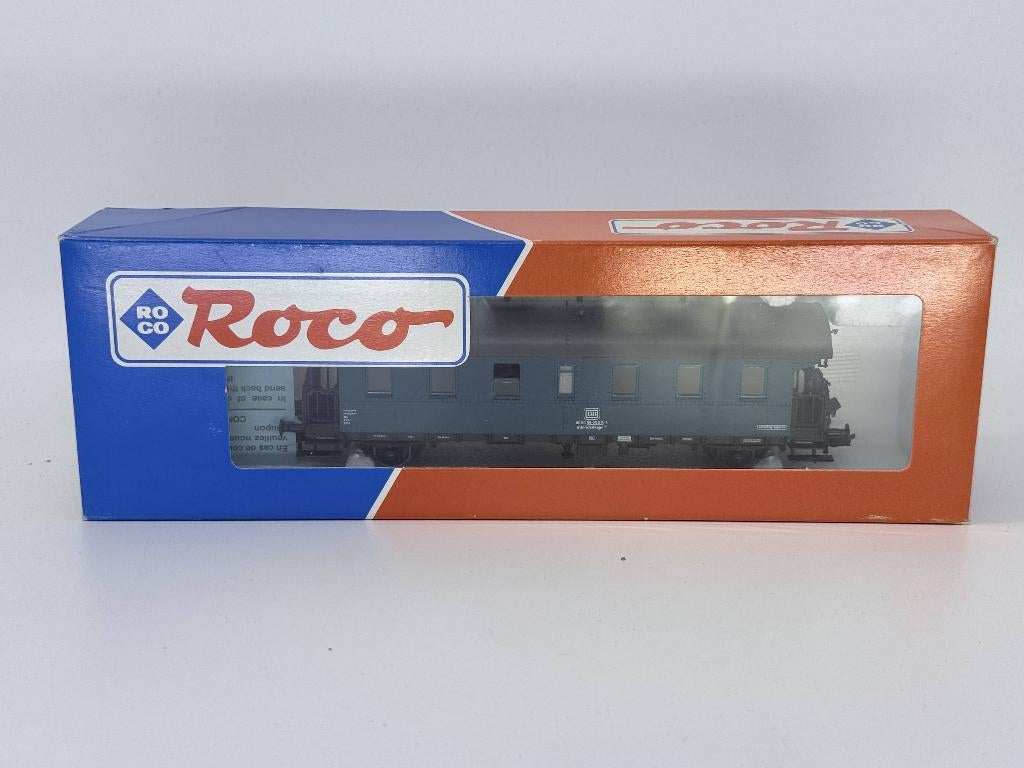 Roco 44817 - 2-assige personenrijtuig, DB, Gelijkstroom, Wagon, Ophalen of Verzenden, Zo goed als nieuw
