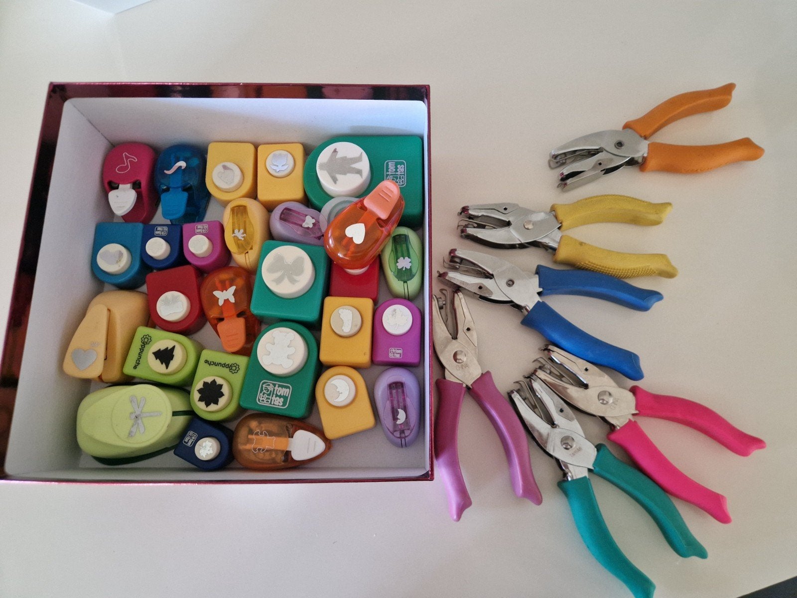 Doos vol ponsen, Ophalen, Gebruikt, Overige thema's, Pons of Mal