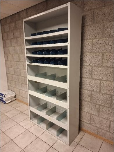 onderdelen kast 2m x 1m x 30cm €145 vadouden, Ophalen, Gebruikt, Onbekend@voorbeeld.com, Onbekend