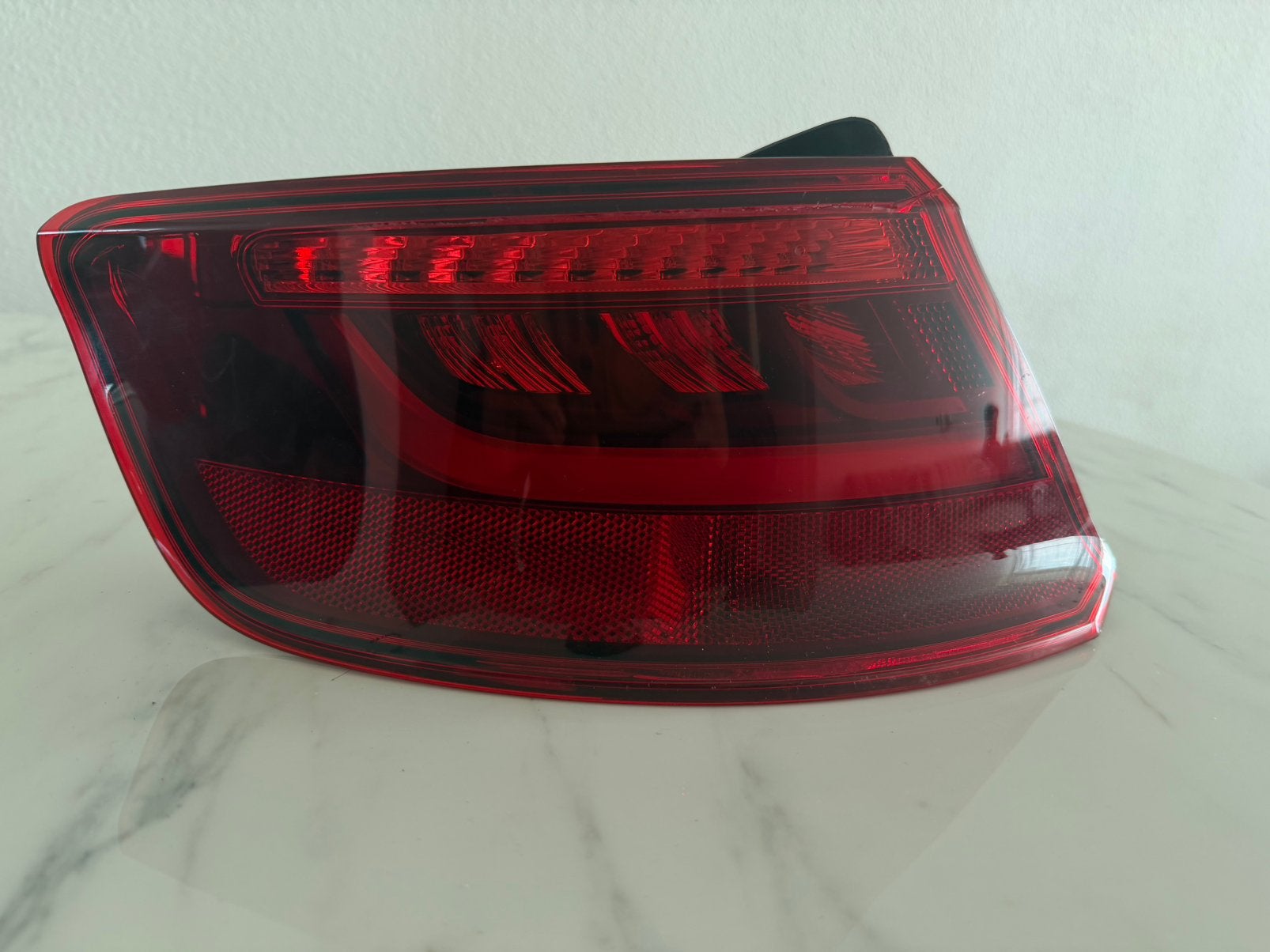 Audi A3 8V Sportback Achterlicht Links Buiten - 8V4945095D, Ophalen, Audi