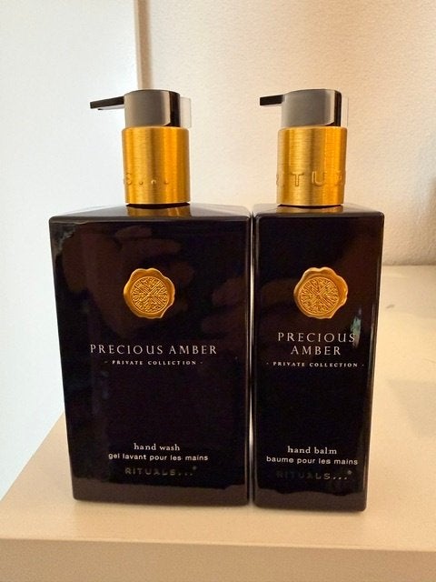 Keuken setje van Rituals Precious Amber zeep en hand crème k, Ophalen of Verzenden, Nieuw, Overige typen