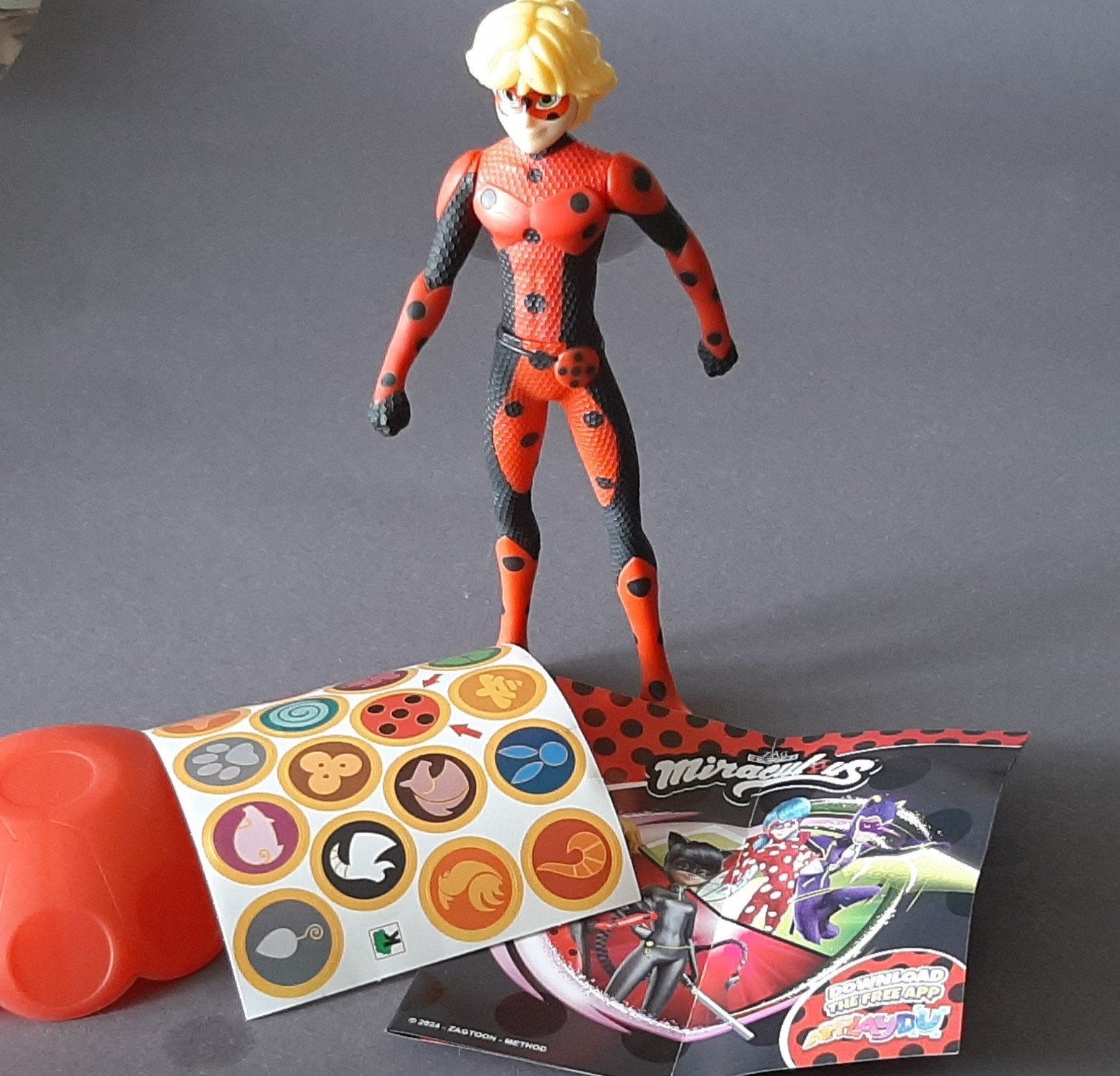 Ferrero Maxi Ei Figuur Miraculous Ladybug, Ophalen of Verzenden, Zo goed als nieuw