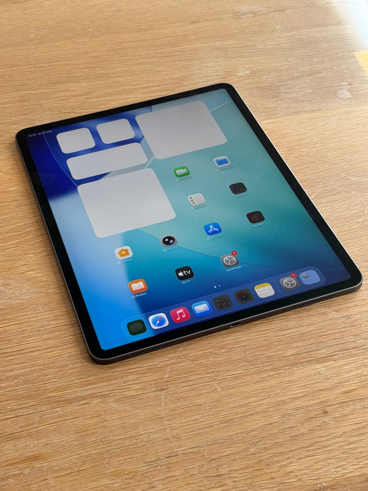 Apple iPad Pro 3e generatie 12,9 inch – 256GB – Space Grey, Computers en Software, 1 park way apple, 12 inch, Ophalen of Verzenden