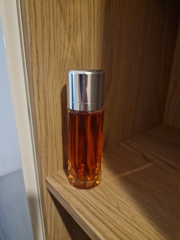 Calvin Klein Escape parfum, Ophalen