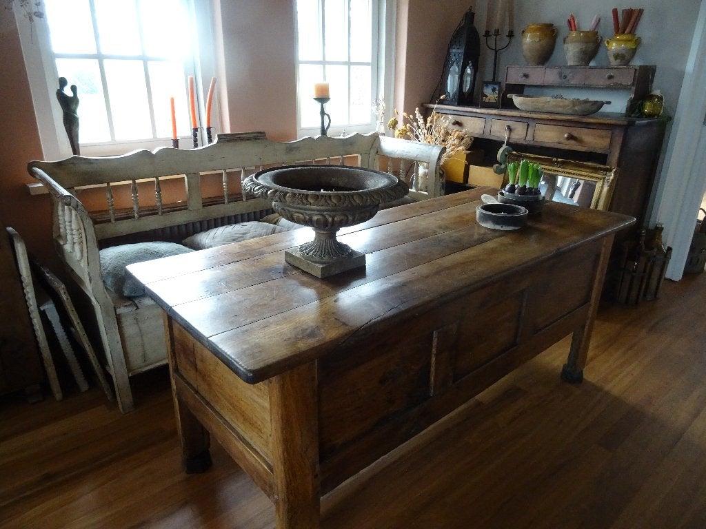 antieke en brocante tafels en tafeltjes, Ophalen