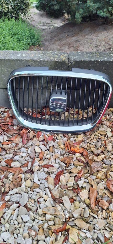 Grille voor Seat leon 1p facelift, Auto-onderdelen, Carrosserie en Plaatwerk, Gebruikt, Voor, Ophalen of Verzenden, Bumper