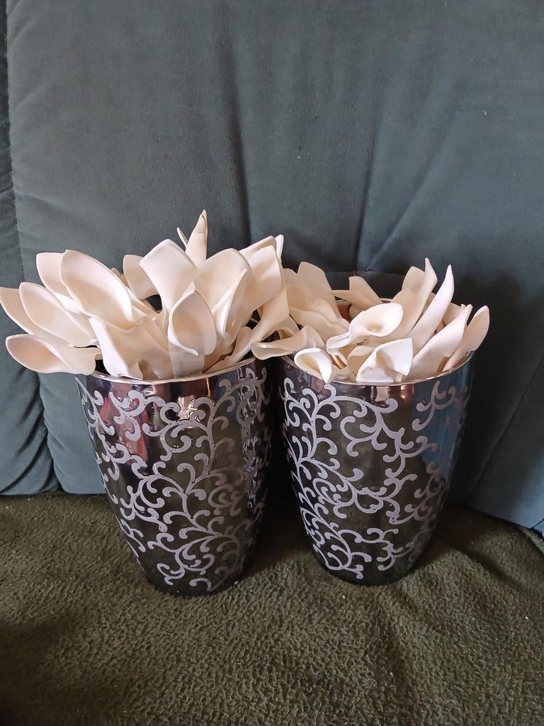 Bloempotten, Huis en Inrichting, Ophalen, Zo goed als nieuw