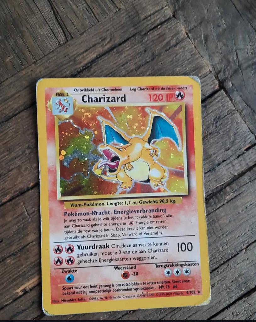 Charizard!!, Ophalen of Verzenden, Zo goed als nieuw