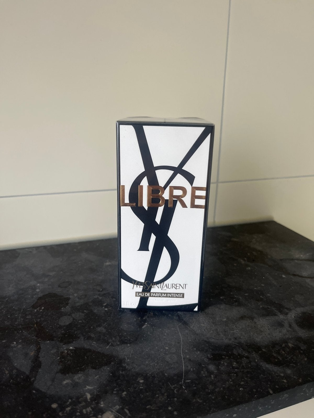 YSL Libre Intense Eau de Parfum 90ml - Nieuw in doos, Sieraden, Tassen en Uiterlijk, Uiterlijk | Parfum, Ophalen of Verzenden