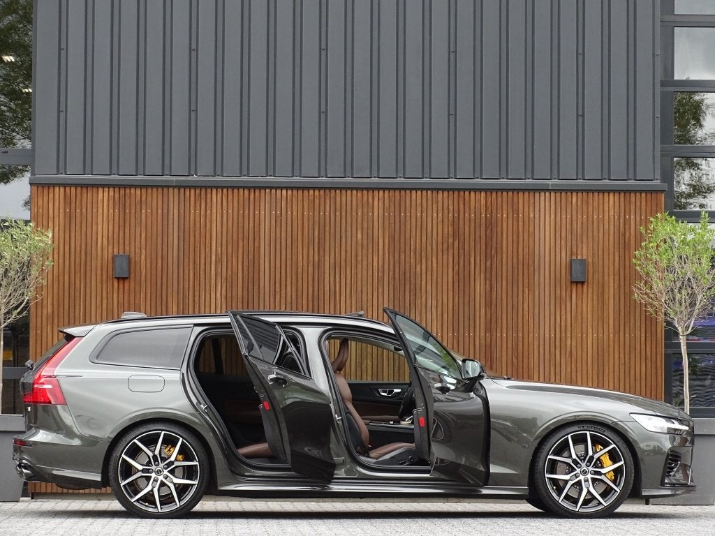 Volvo V60 T8 AWD 405PK Inscription Plug-In Hybrid / Heico Ed, Gebruikt, Euro 6, Vierwielaandrijving, Hybride Elektrisch/Benzine
