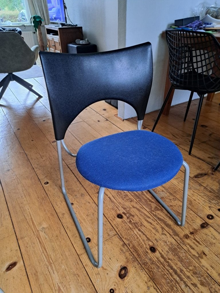 6 stapelbare stoelen (blauw/zwart), Ophalen, Kunststof, Gebruikt, Blauw