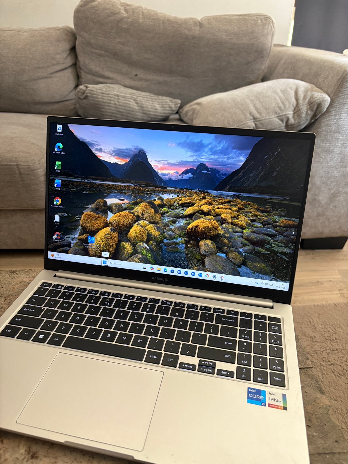 SAMSUNG Galaxy Book3 grijs - i7 - 16GB RAM - 512GB SSD, Computers en Software, Windows Laptops, 2 tot 3 Ghz, 15 inch, Ophalen of Verzenden