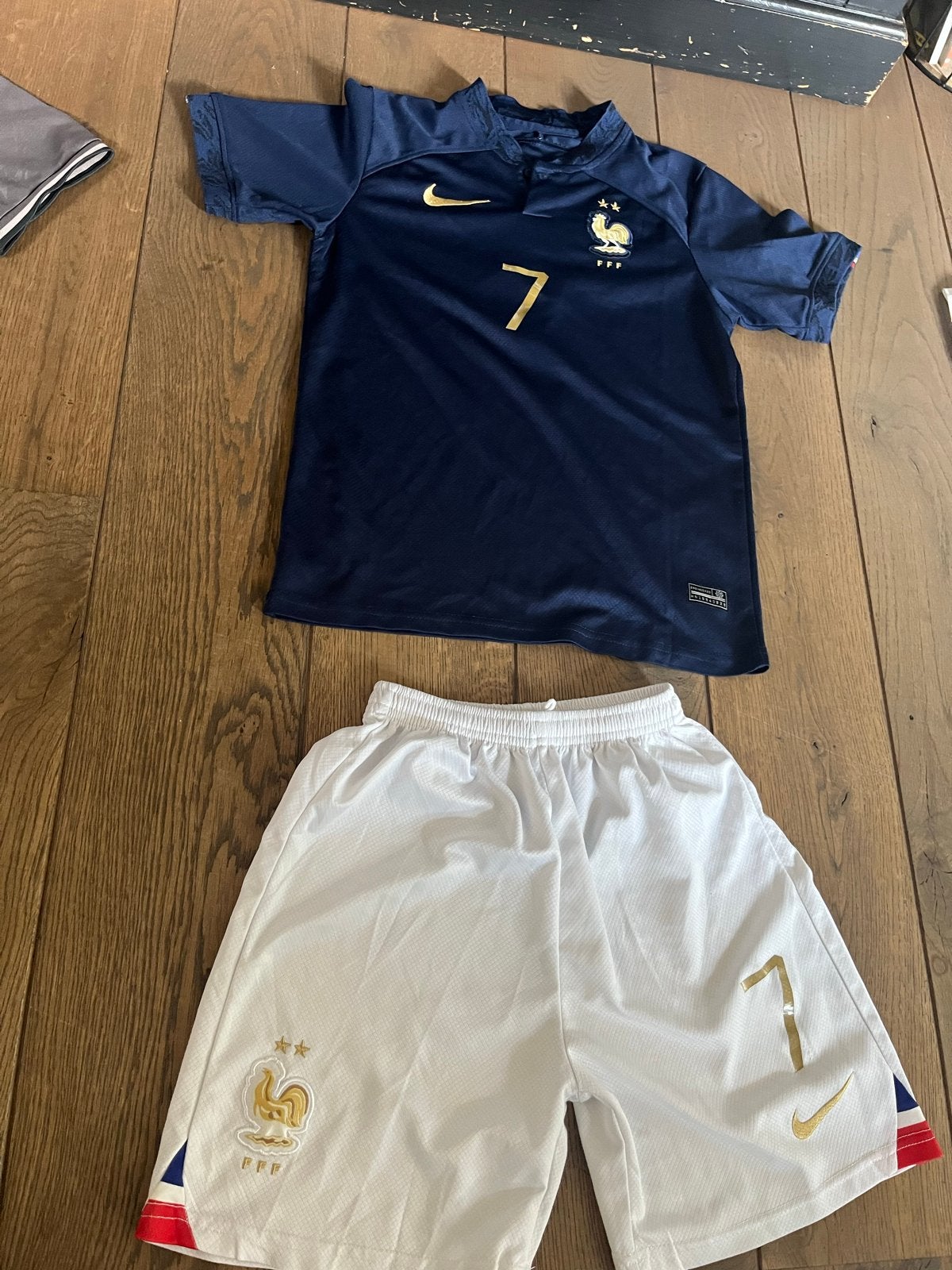 Frankrijk Griezmann Voetbaltenue maat s, Maat S, Ophalen, Zo goed als nieuw, Shirt