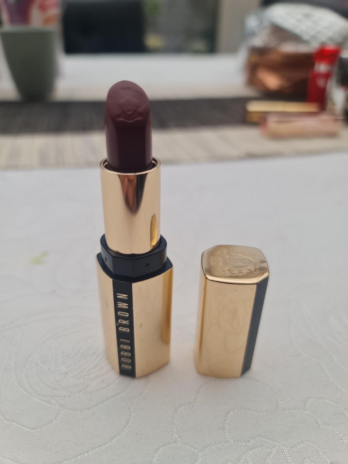 Nieuwe Bobbi Brown Luxe Lipstick Kleur 666 Your Majesty, Nieuw, Ophalen of Verzenden, Make-up, Overige kleuren