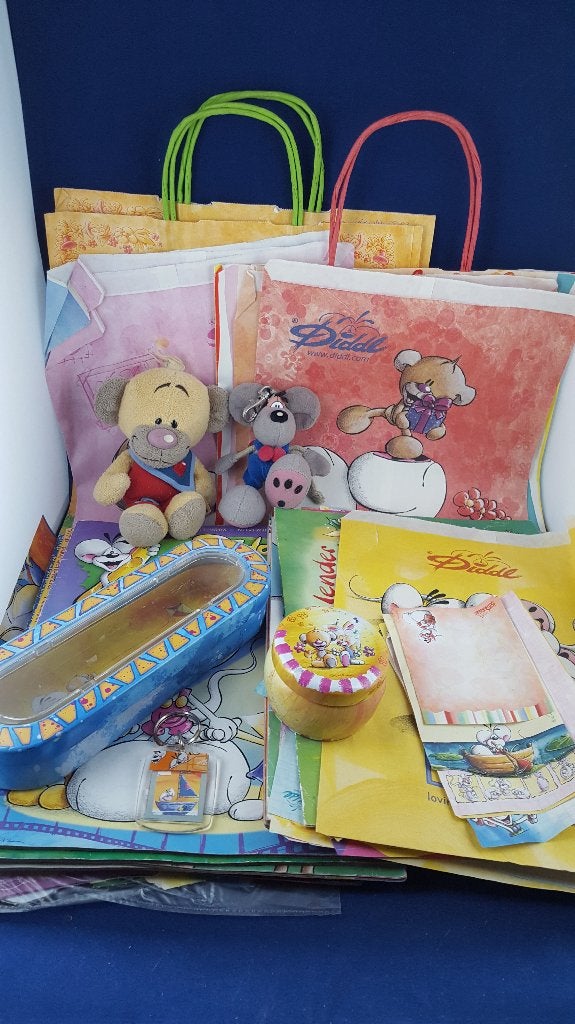 Didl verzameling, tijdschriften, tasjes, knuffels. 5B6, Verzamelen, Tweedehands verkoop, Gebruikt, Ophalen of Verzenden, Geen@idee.nl