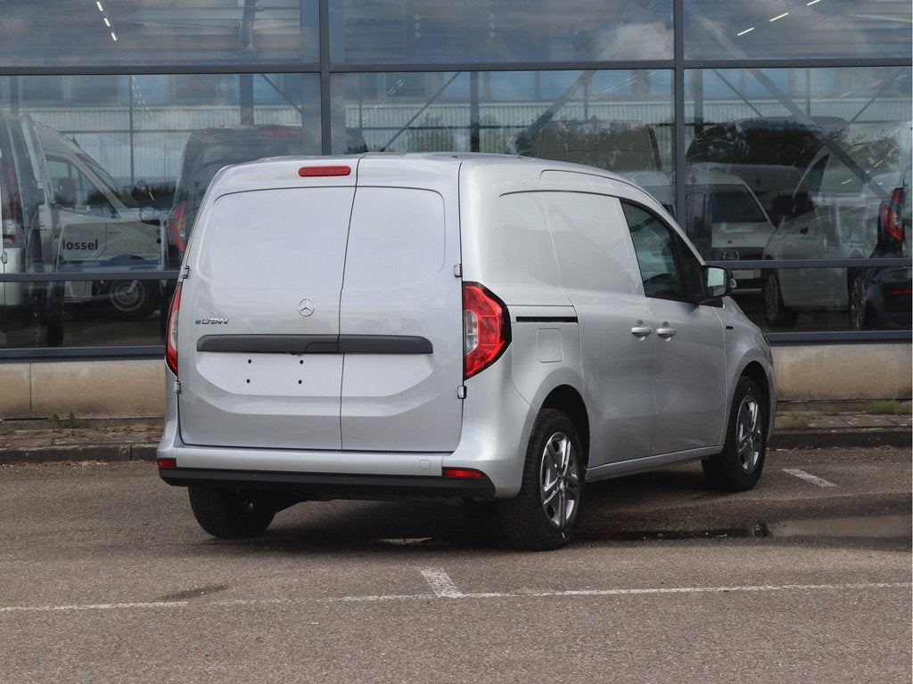 Mercedes-Benz eCitan 112 Pro L1 51 kWh, Automatische klimaatregeling, Zwart, 24 maanden, 122 pk