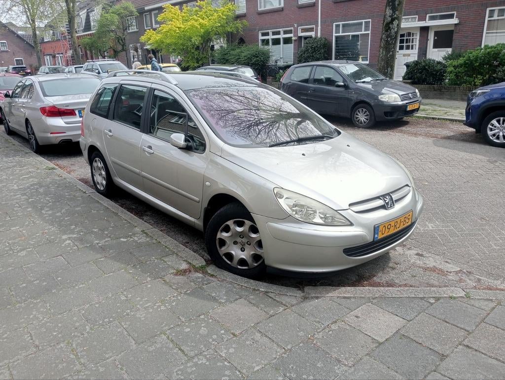 Peugeot 307 2.0 16V SW AUT 2005 Grijs, Auto's, Parkeersensor, 4 cilinders, 7 stoelen, Origineel Nederlands