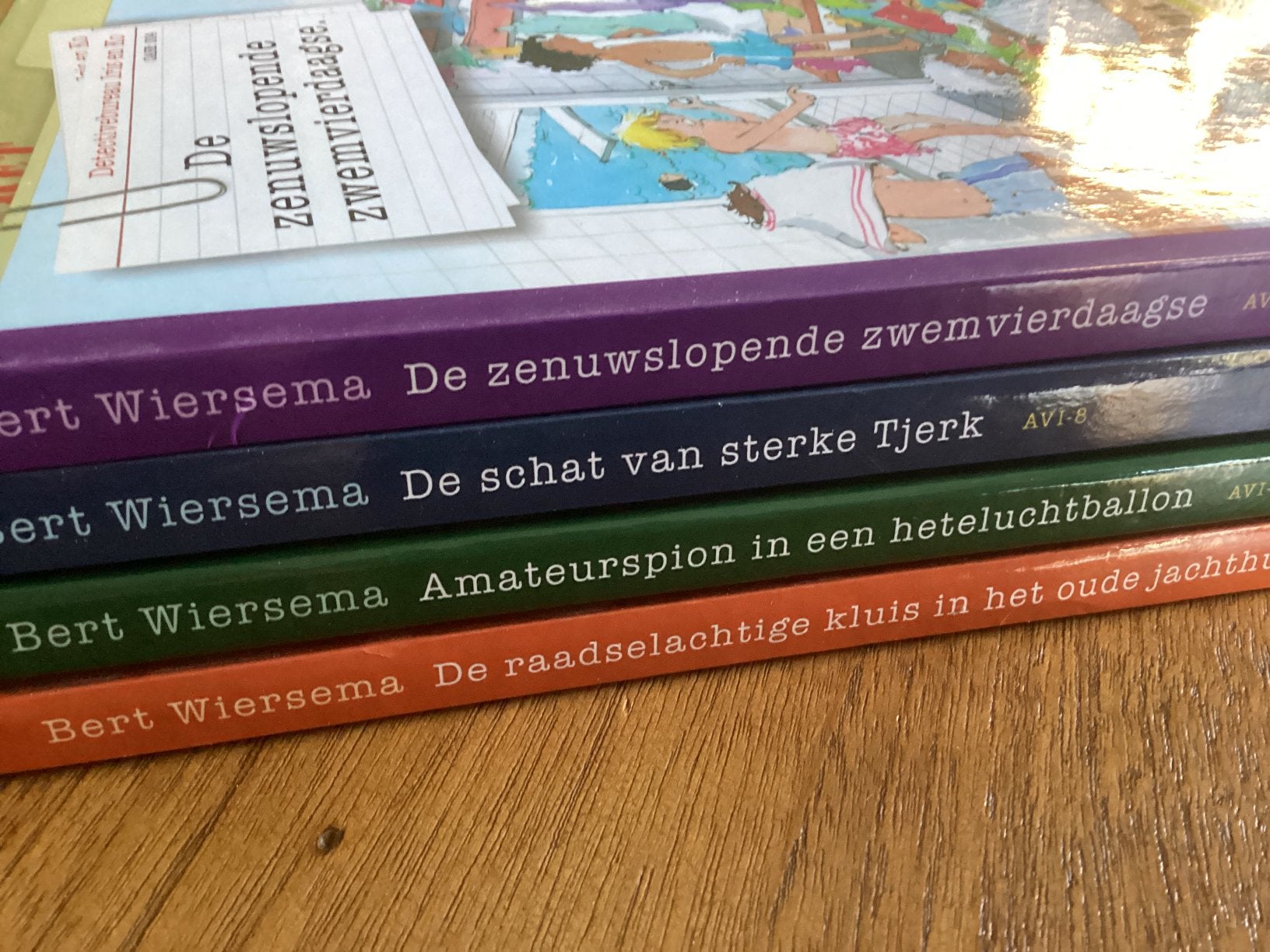 Bert Wiersema: Detectivebureau Iris & Ko! Deel 4, 6, 8 en 10, Ophalen of Verzenden, Zo goed als nieuw