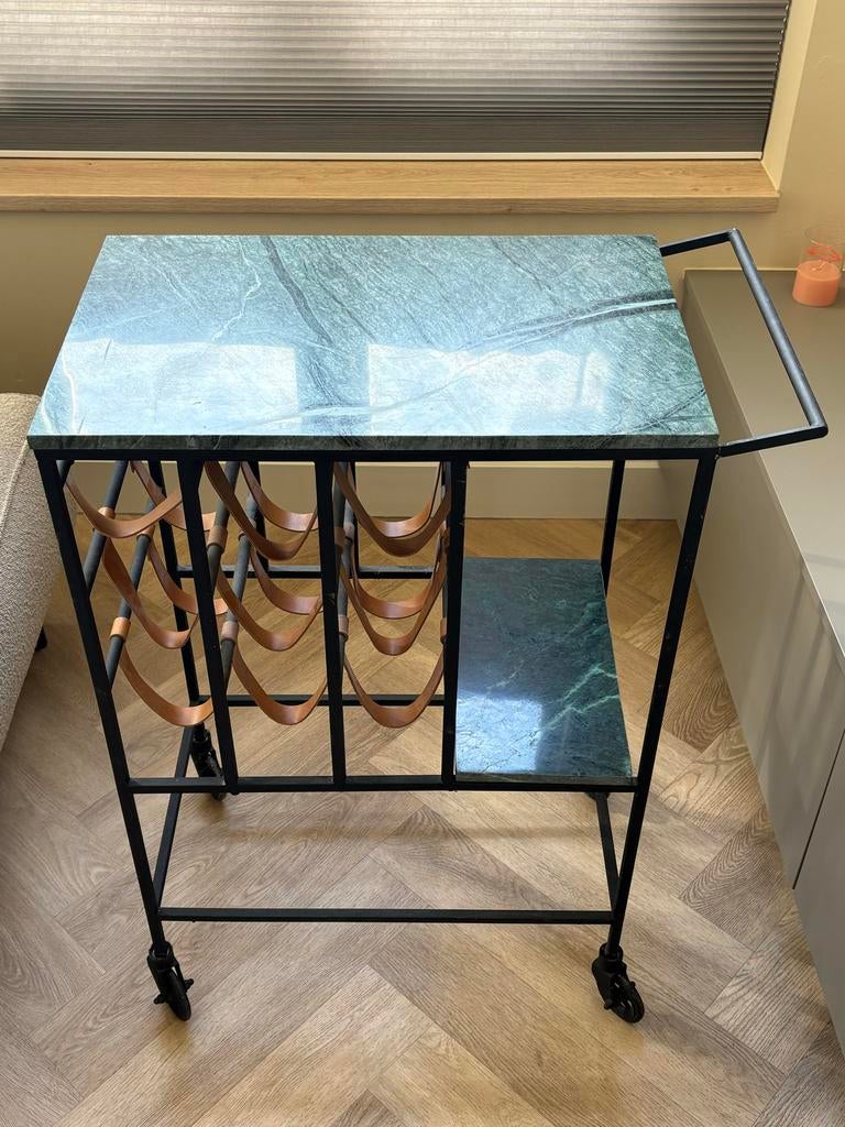 Dutchbone Wijnrek/Trolley met marmeren blad en leren banden, Ophalen, 50 tot 100 cm, Zo goed als nieuw, 25 tot 50 cm
