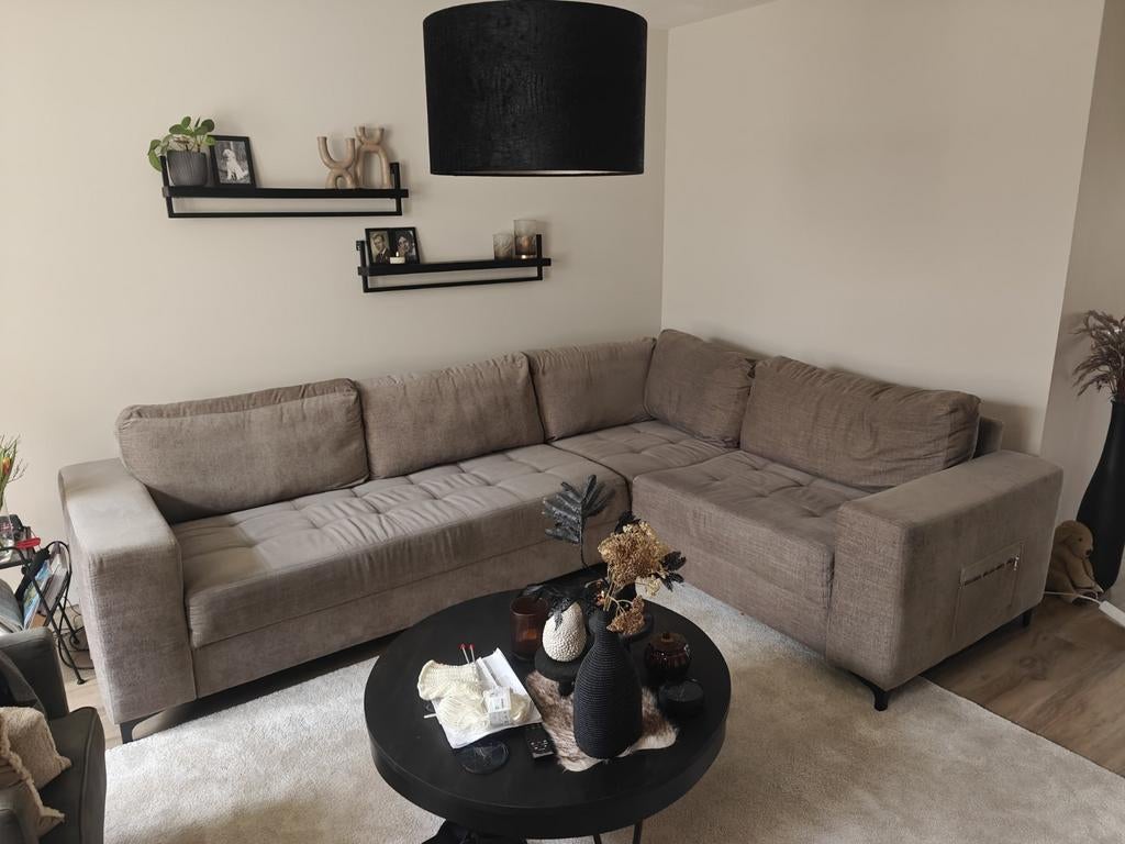 Moderne UrbanSofaHoekbank Damian 3-zits met 1.5-zits (Taupe), Ophalen, 100 tot 125 cm, Hoekbank, 300 cm of meer