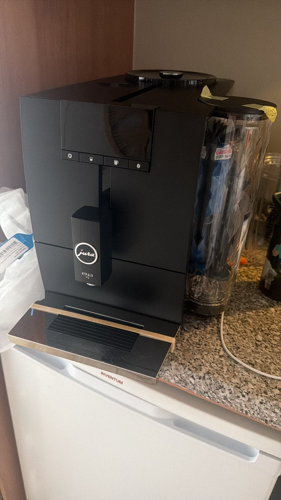 Jura Ena 4 zwart ZGAN., Witgoed en Apparatuur, Koffiezetapparaten, Ophalen, Afneembaar waterreservoir, Gebruikt, Koffiemachine