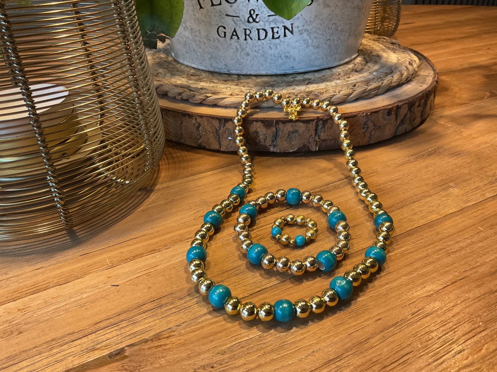 Nieuwe 3-delige sierradenset:ketting, armband+ring, Ophalen of Verzenden, Nieuw, Groen, Overige materialen