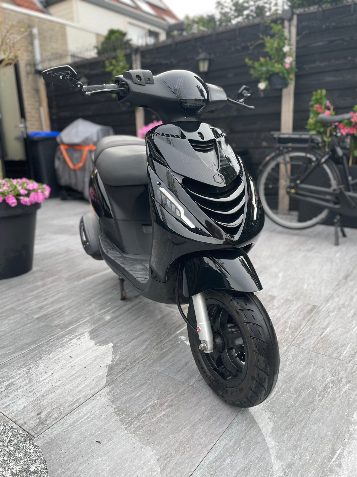 Piaggo zip | Zwart | Perfecte staat!, Ophalen, Zip, Zo goed als nieuw, Benzine