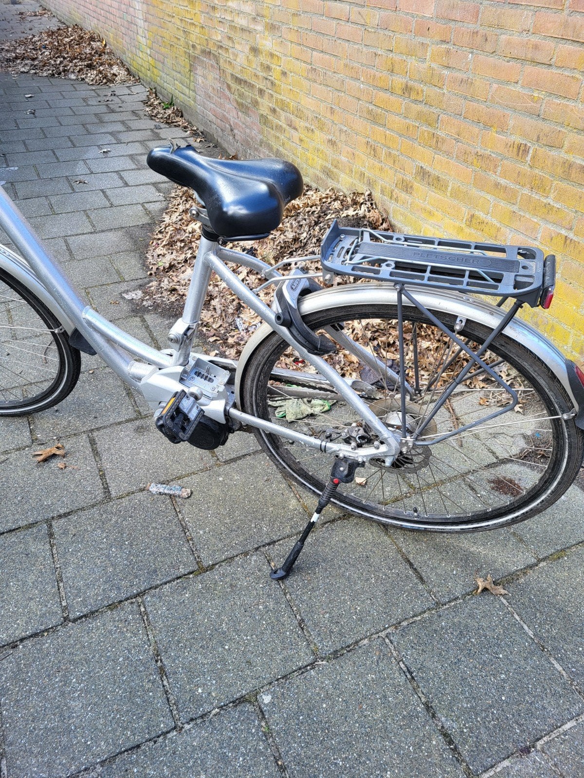 Gebruikte Flyer elektrische fiets met oplader, Fietsen en Brommers, Elektrische fietsen, Ophalen of Verzenden, Gebruikt, Overige merken