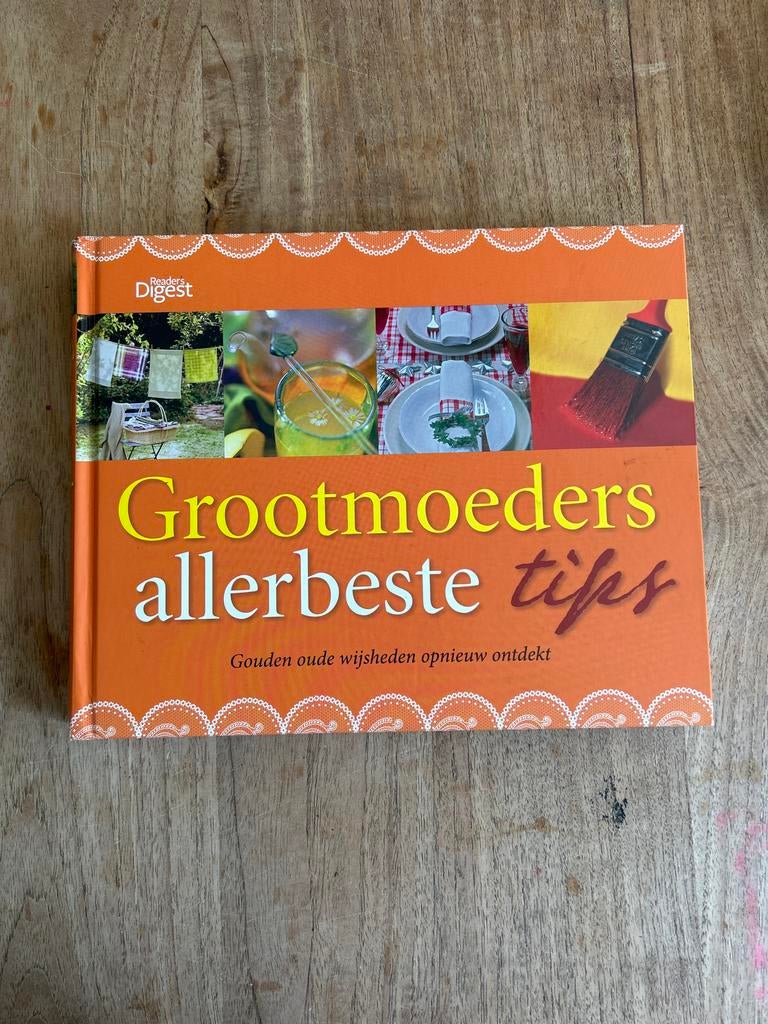 Grootmoeders Allerbest Tips - Reader's Digest, Ophalen of Verzenden, Zo goed als nieuw
