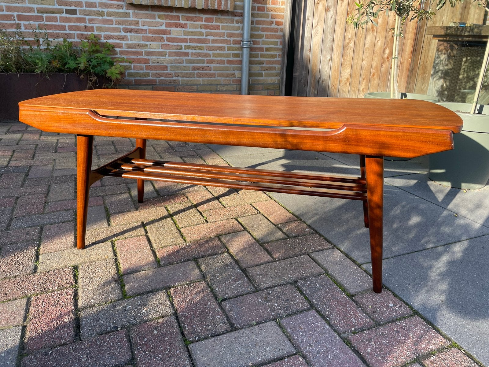 Louis van Teeffelen,Wébé,mid century,vintage,retro tafel, Ophalen, Minder dan 50 cm, 100 tot 150 cm, Teakhout