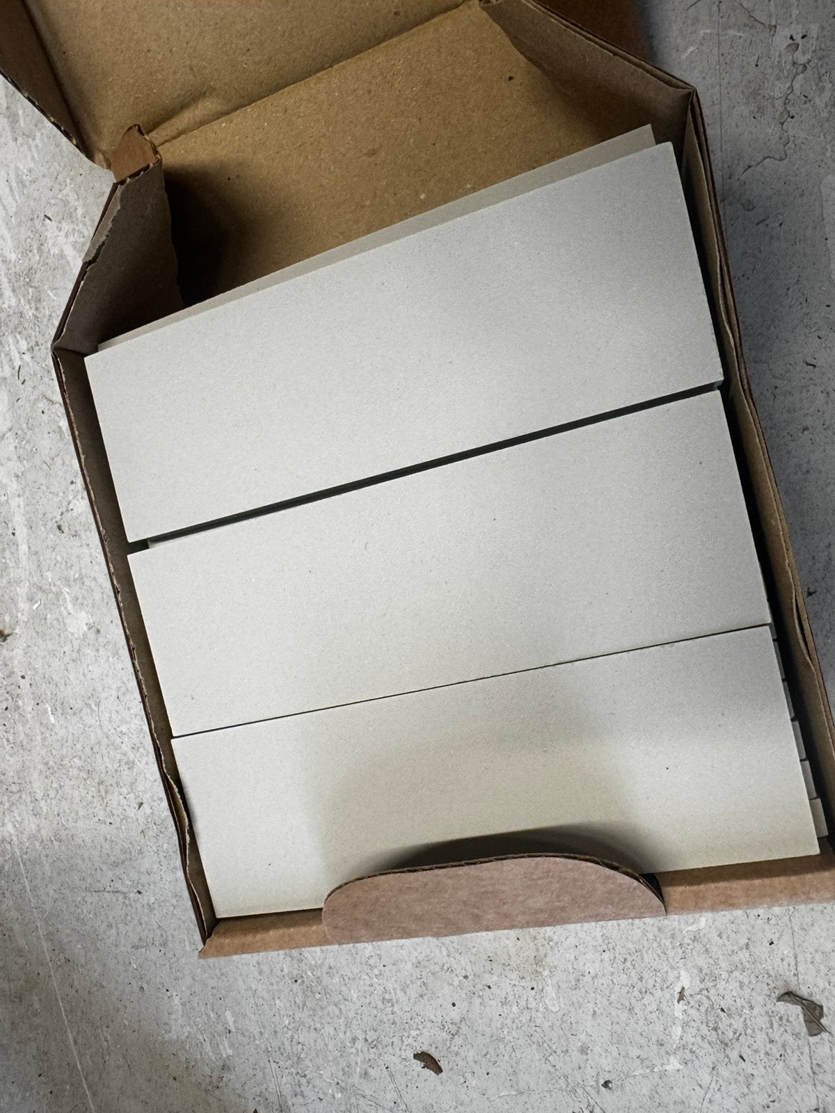 Winckelmans tegeltjes pearl grey 50x150 mm (circa 6,15 m2), Doe-het-zelf en Verbouw, Tegels, Ophalen, Nieuw, 5 tot 10 m², Minder dan 20 cm