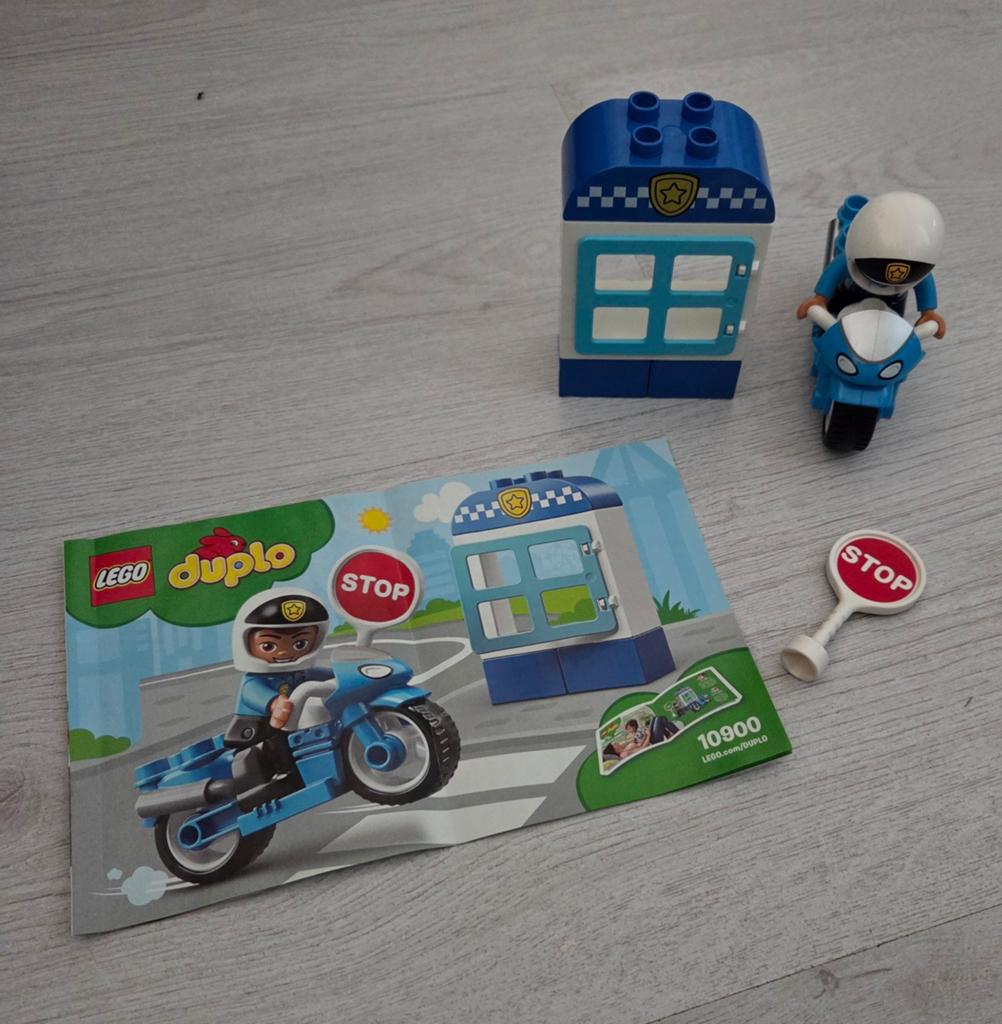 LEGO Duplo Politiebureau en Motor, Kinderen en Baby's, Speelgoed | Duplo en Lego, Compleet, Ophalen of Verzenden, Duplo, Complete set