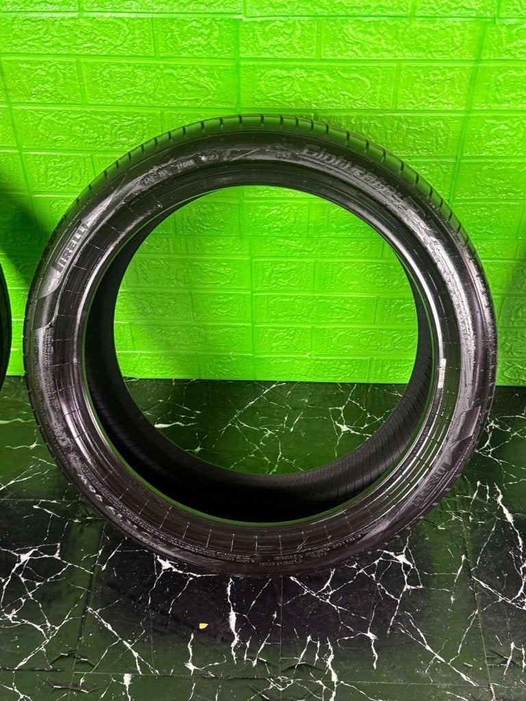 Pirelli Cinturato P7 235/40R19 zomerbanden, Gebruikt, Niet ingevuld, Ophalen of Verzenden, 235 mm