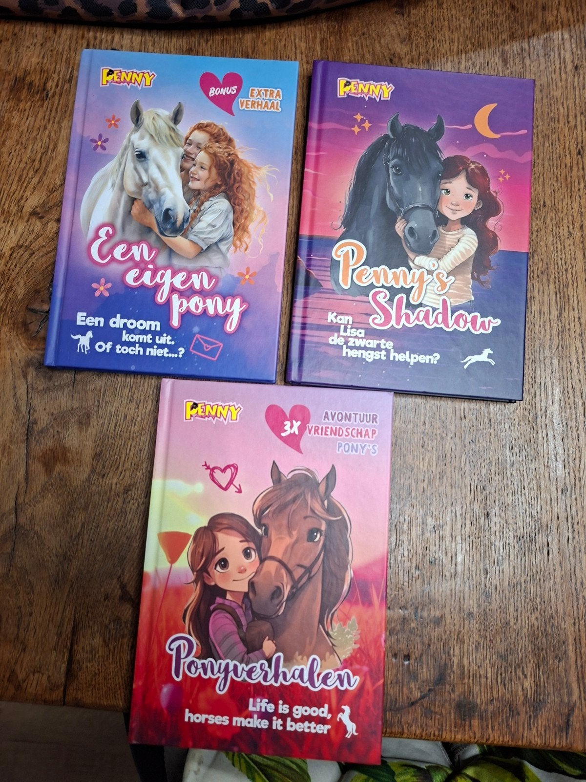Penny boeken - Een eigen pony, Penny's Shadow, Ponyverhalen, Ophalen of Verzenden, Zo goed als nieuw, Diverse auteurs, Fictie algemeen