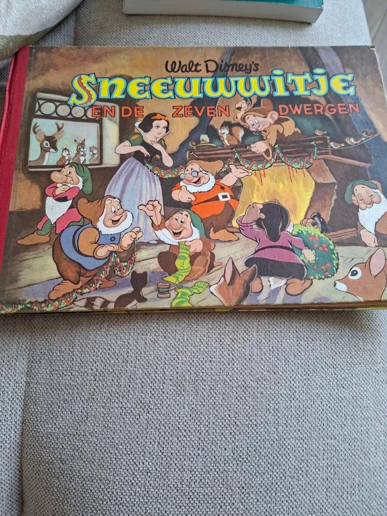Plaatjesalbums uit de jaren 60 van Walt Disney, Boeken, Ophalen of Verzenden, Gelezen, Sprookjes