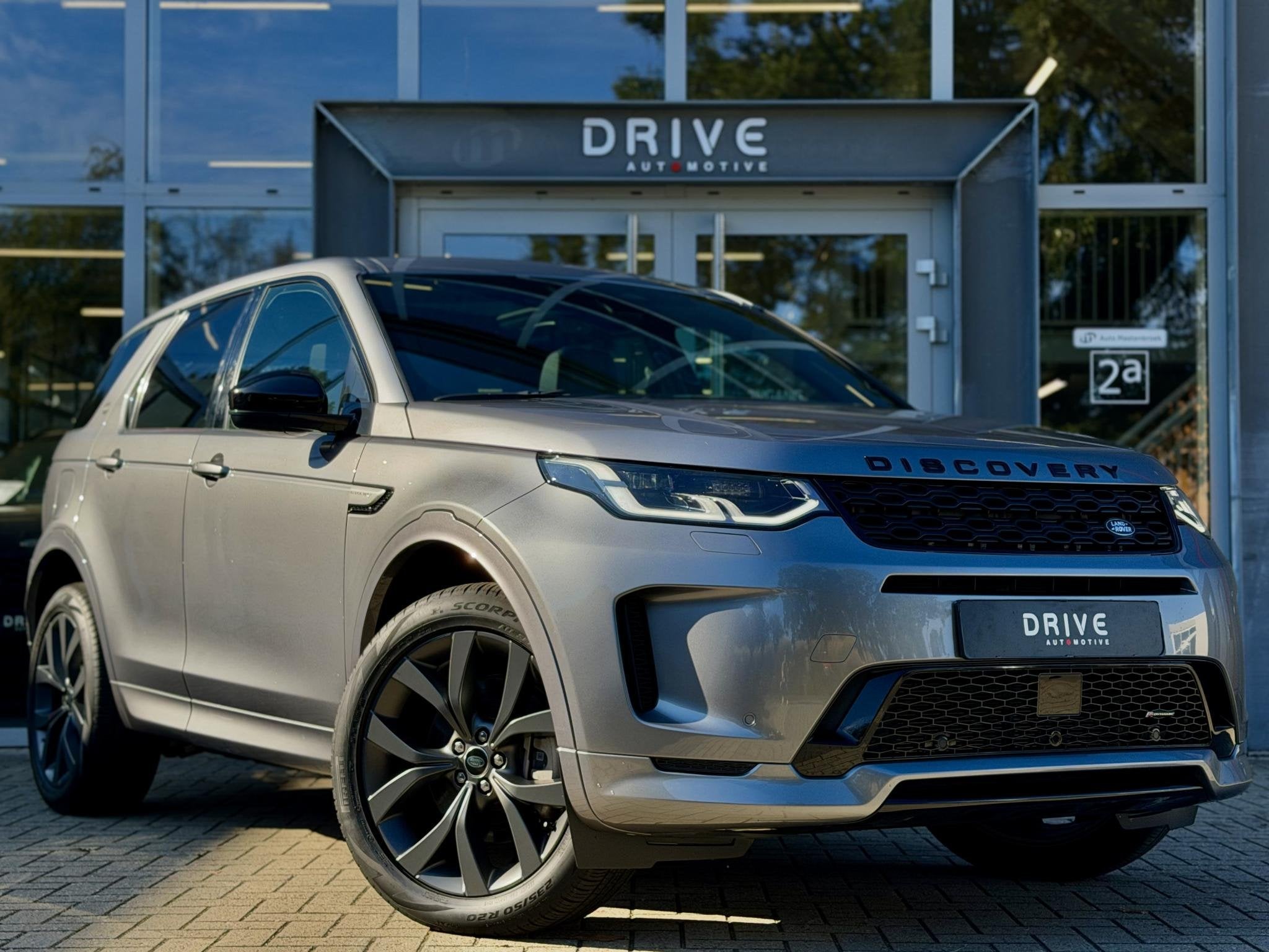Land Rover Discovery Sport P300e 1.5 R-Dynamic SE |Pano|ACC|, Auto's, Automaat, 1497 cc, Gebruikt, 15 kWh