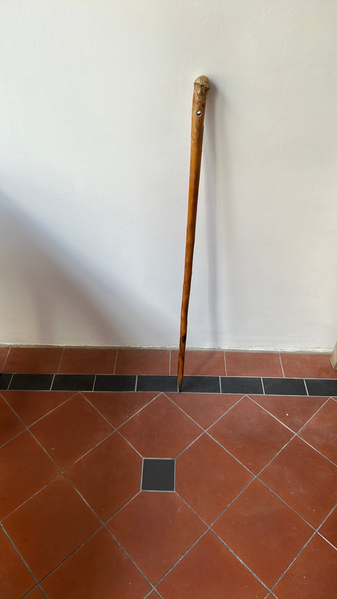 Houten wandelstok voor in de bergen, Ophalen, Gebruikt