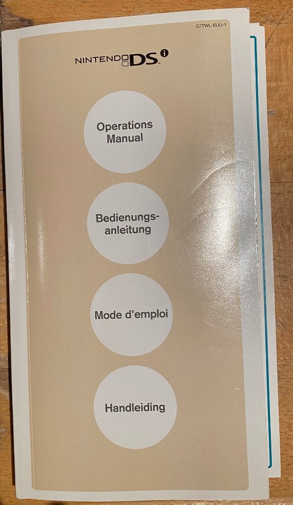 Nintendo DS Operations Manual (NL, Eng, FR, DU), Spelcomputers en Games, Spelcomputers | Nintendo DS, Ophalen of Verzenden, Zo goed als nieuw
