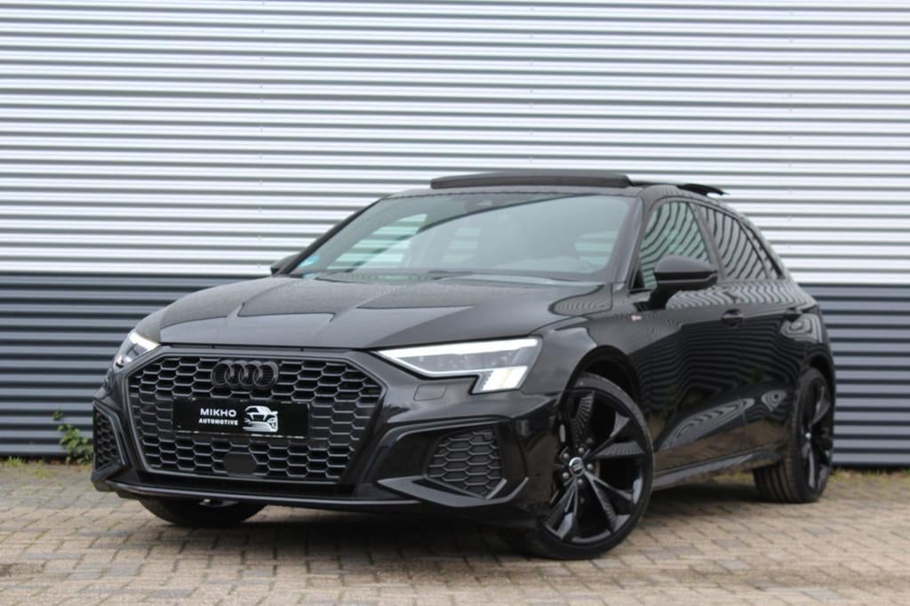 Audi A3 Sportback 35 TFSI |3x S-Line | Panoramadak | Sfeerve, Auto's, Audi, 4 cilinders, 150 pk, Leder en Stof, Zwart