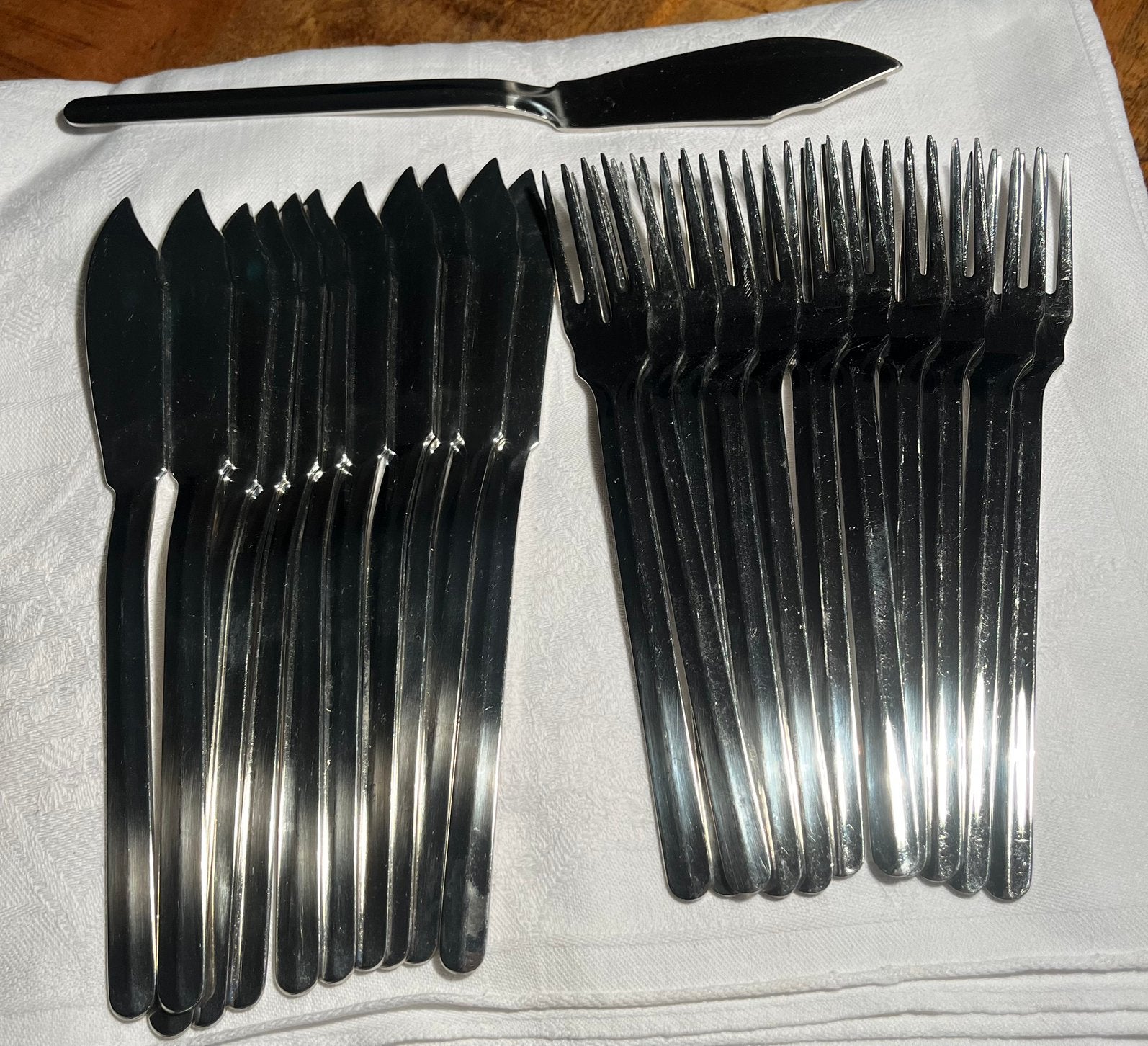 Palermo Inox 18/10 visbestek 11 vorken + 11 messen, Ophalen of Verzenden, Gebruikt, Rvs of Chroom