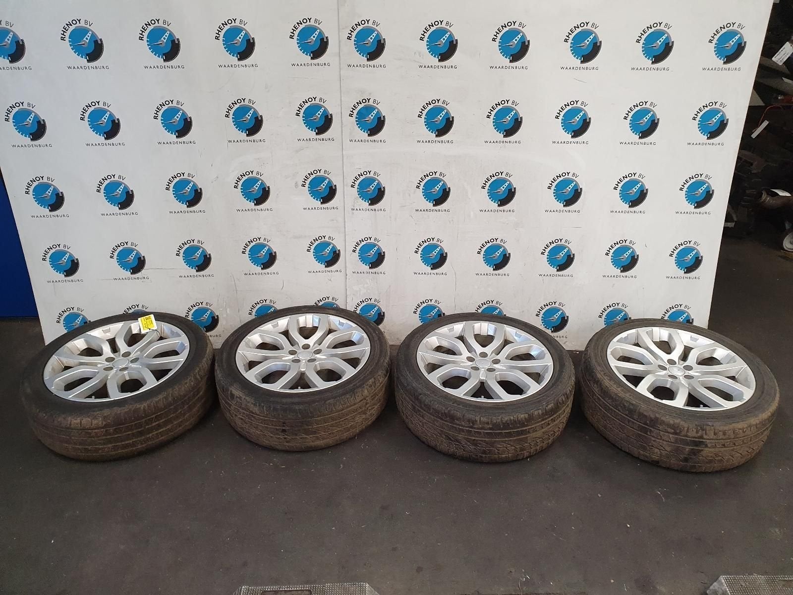 Range Rover Evoque 20 inch wielset  2018, Auto-onderdelen, Banden en Velgen, Banden en Velgen, 20 inch, Terreinwagen, Gebruikt