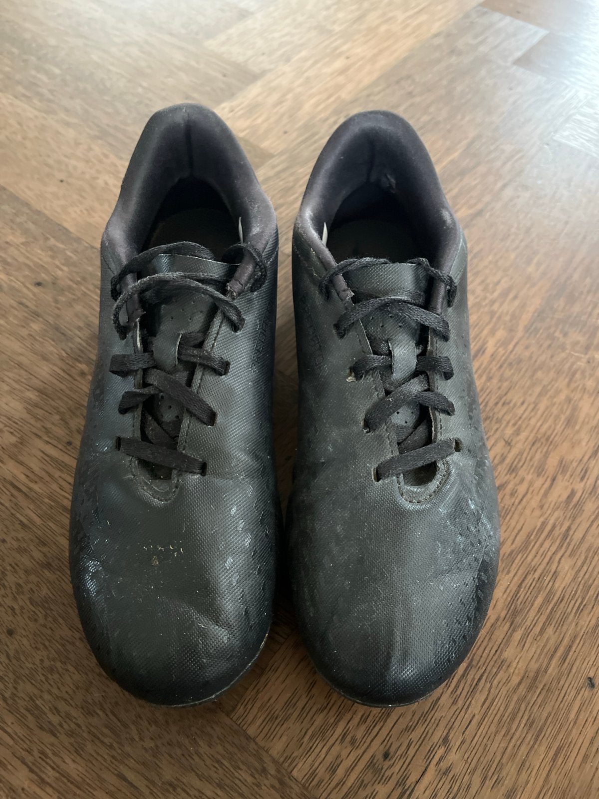 Adidas Predator Voetbalschoenen, zwart, mt 40, Sport en Fitness, Voetbal, Maat XS of kleiner, Ophalen of Verzenden, Zo goed als nieuw