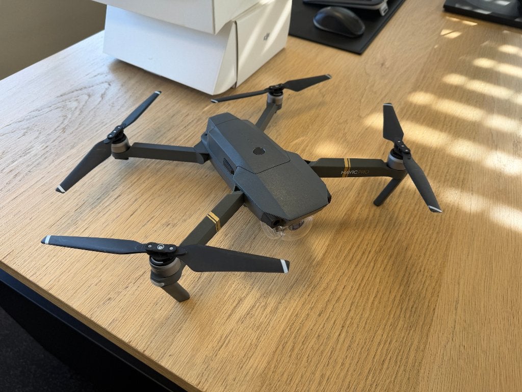 DJI Mavic Pro Drone (compleet extra propellers en koffer), 250 tot 900 gram, 30 tot 45 minuten, Cameradrone, Ophalen of Verzenden