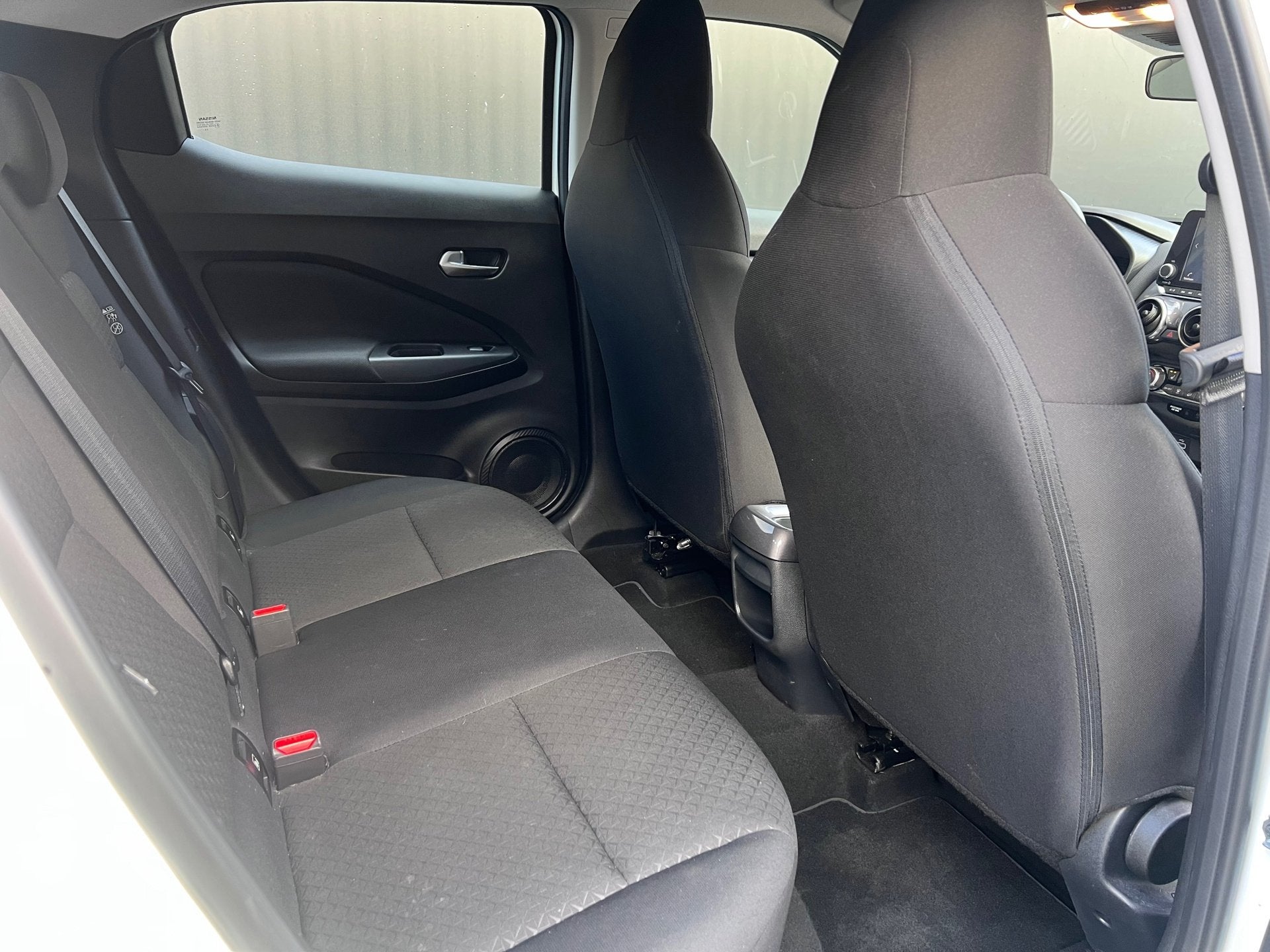 Foto 43 van Nissan Juke 1.0 DIG-T Acenta Automaat Camera